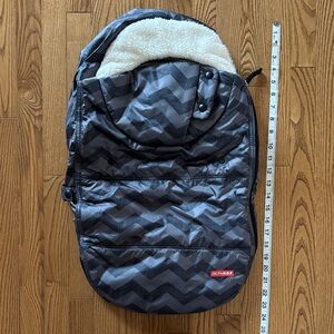 Skip Hop Gray Chevron Cozy Winter Stroller/Car seat cover